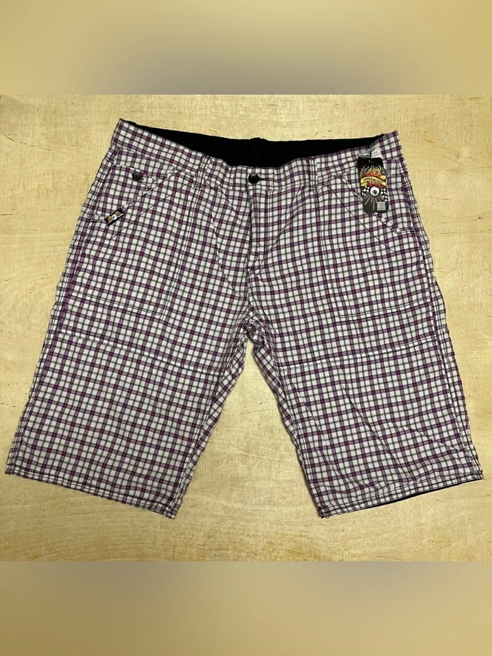 Von Dutch Rare Reversible Cargo Shorts Black / Purple